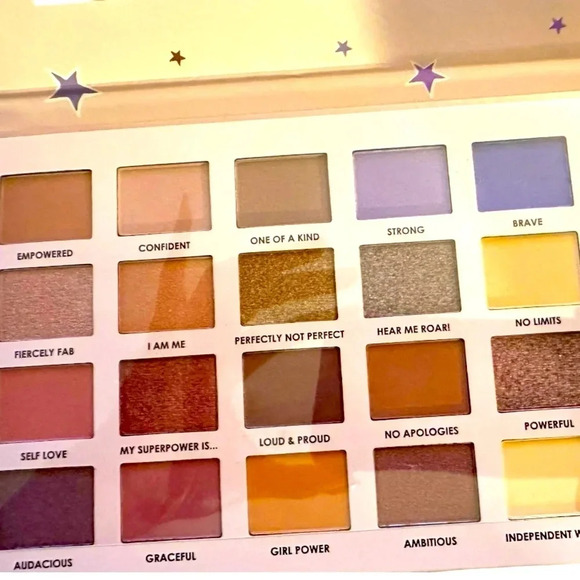 NEW Ciate “I Am Woman What’s Your Super Power? Vol 2 - Picture 1 of 7